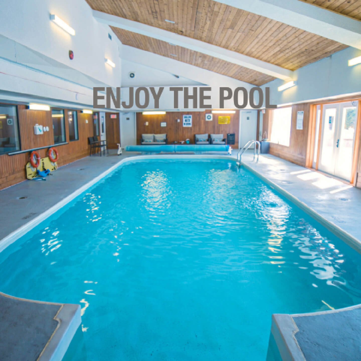 Indoor Pool at the pet-friendly Ashwood Inn