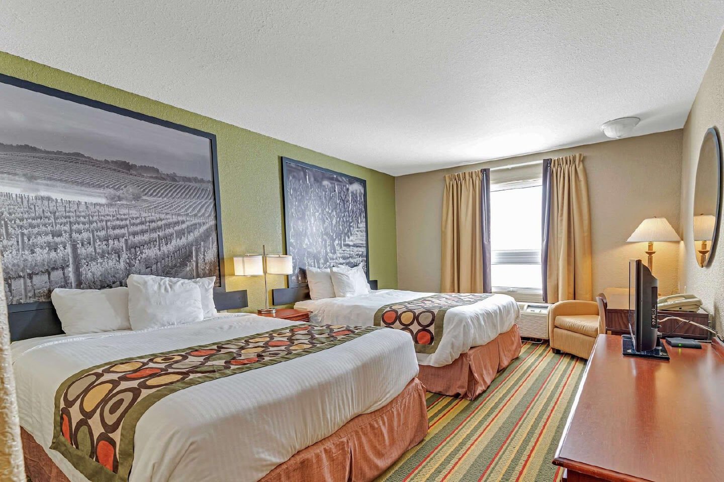 Example room at the pet-friendly Quality Inn and Choices Hotels - Grimsby, Ontario location