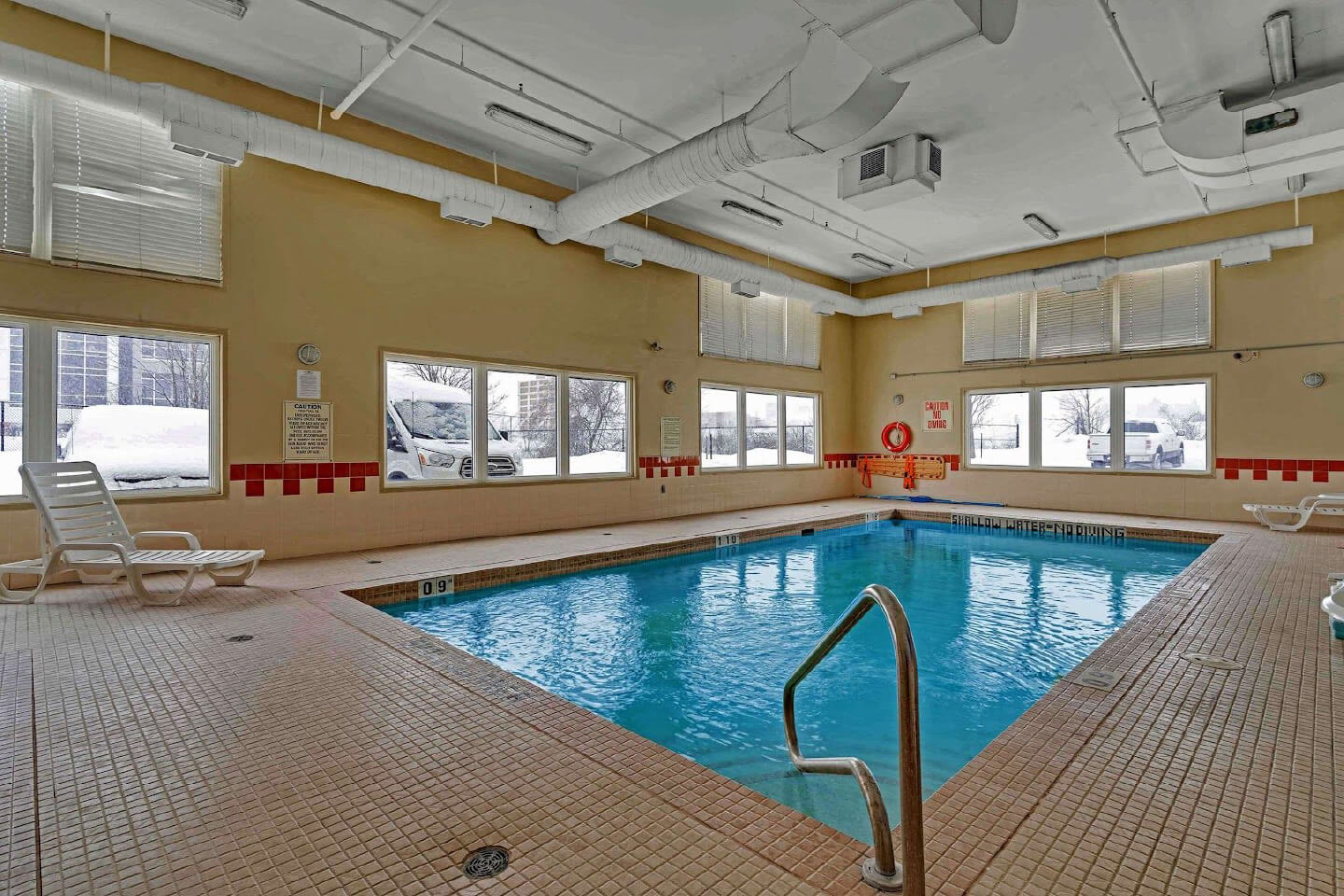 Indoor Pool at the Quality Inn and Choices Hotels - Grimsby, Ontario Location