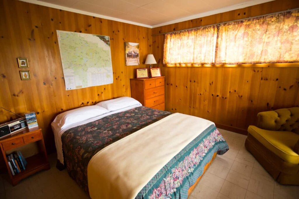 Camp Bongopix is a 19+ , cannabis-friendly, LGTBQ+ friendly and pet-friendly space with cabins and lodging for all